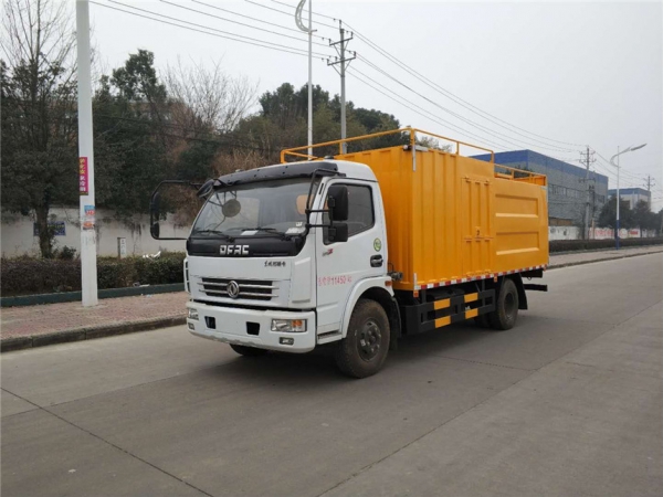 程力威牌大多利卡污水处理车