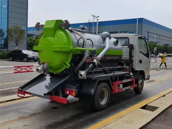 凯马(2.2方）蓝牌吸污车